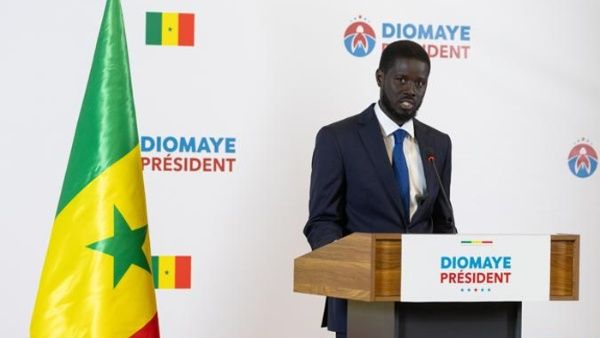 Candidato opositor gana las elecciones presidenciales en Senegal