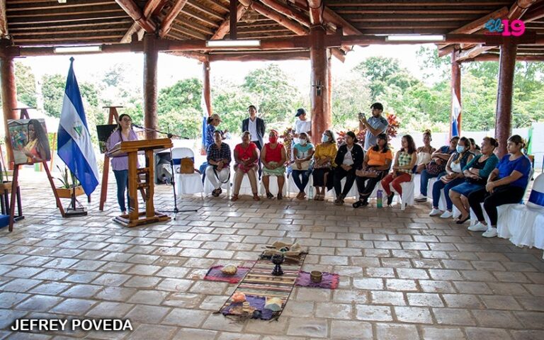 Realizan Foro “Mujeres Indígenas, Fuerza y Dignidades”