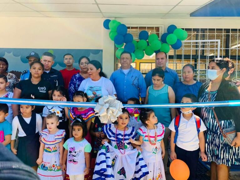 Mined inaugura preescolar en Somoto