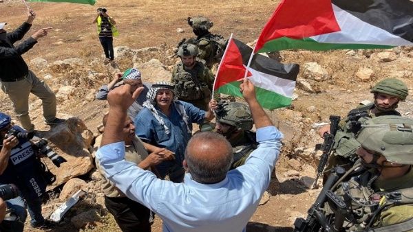 Atacan marcha semanal en Palestina