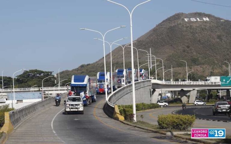 Entregan clínicas móviles a Silais de Nicaragua