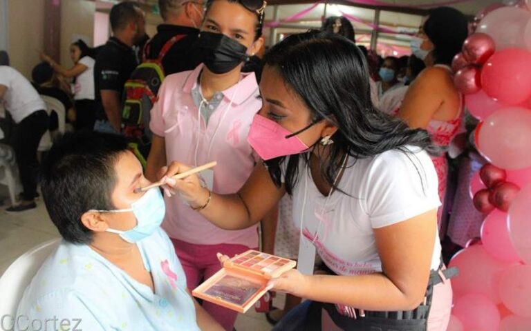 Mega Feria en conmemoración del Día Internacional de la Lucha Contra El Cáncer