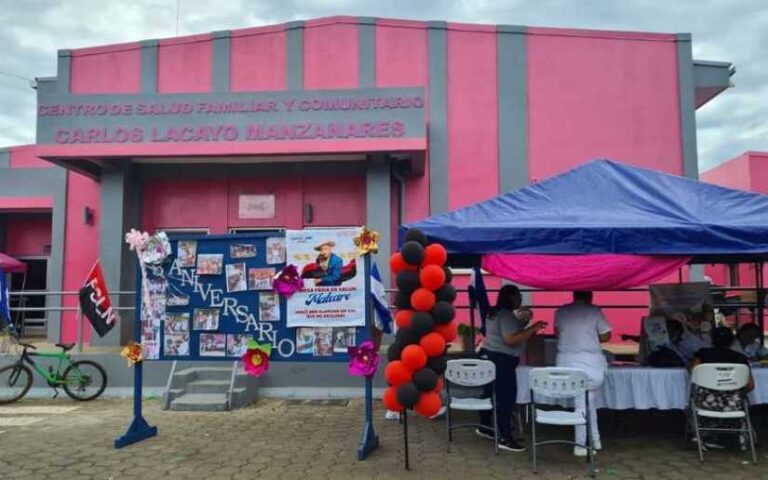 Mega Feria en celebración al tercer aniversario en el Centro de Salud de Mateare