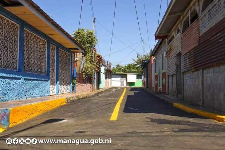 Barrio Edgard Lang con calles recarpeteadas