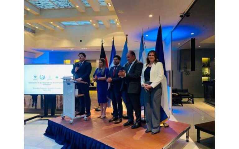 Embajadas centroamericanas celebraron Aniversario de la Independencia en Berlín