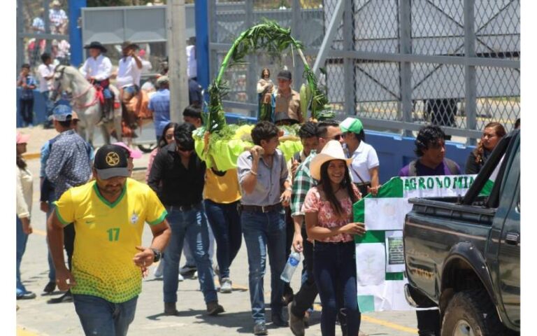 Jinotega desarrolla carnaval en honor al Día del Agrónomo y San Isidro Labrador