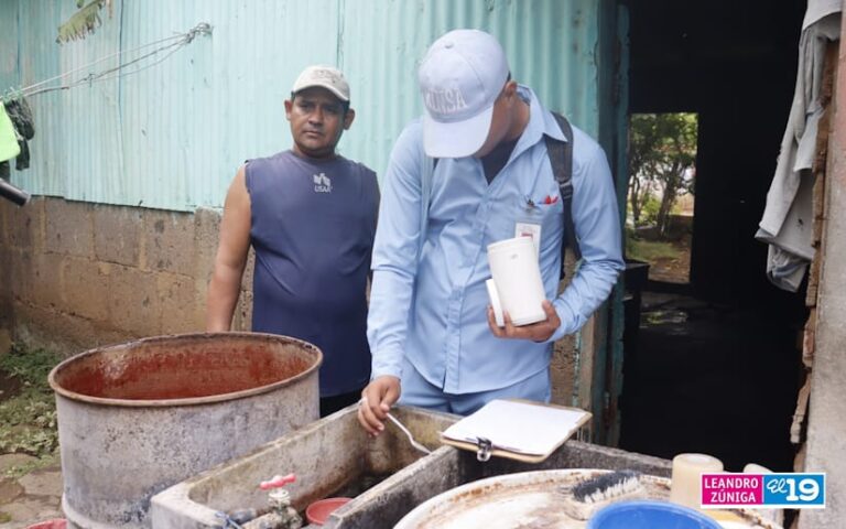 Viviendas del barrio Óscar Chavarría son abatizadas
