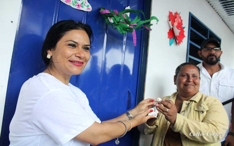 Alcaldía de Managua entrega vivienda digna en Villa San Jacinto