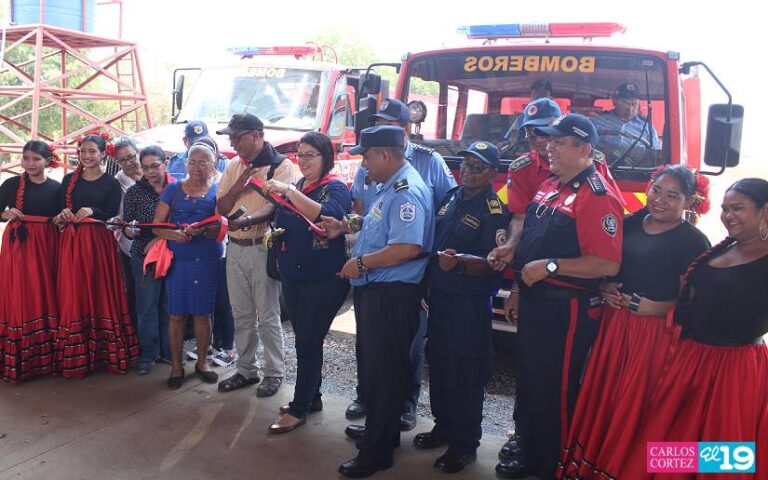Inauguran nueva Estación de Bomberos en León