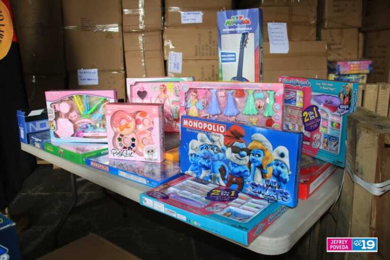 Avanza la entrega de juguetes navideños en el país