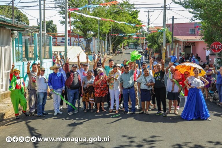 ALMA inaugura proyecto asfáltico en barrio Rigoberto López Pérez