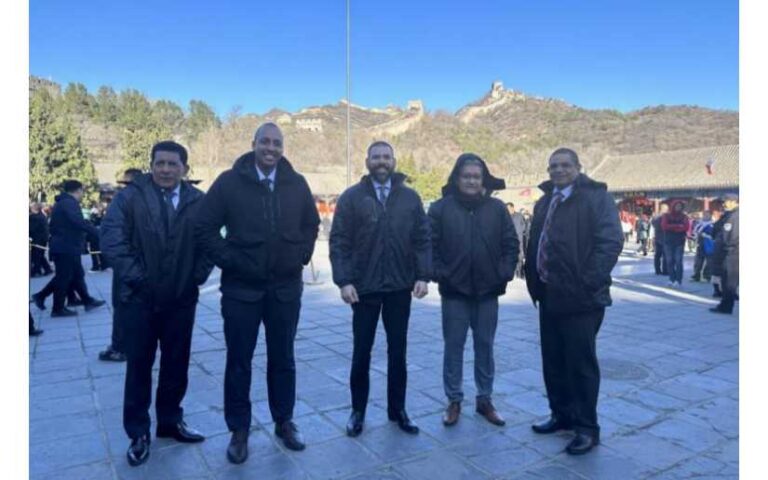 Delegación de Nicaragua visita la Gran Muralla China