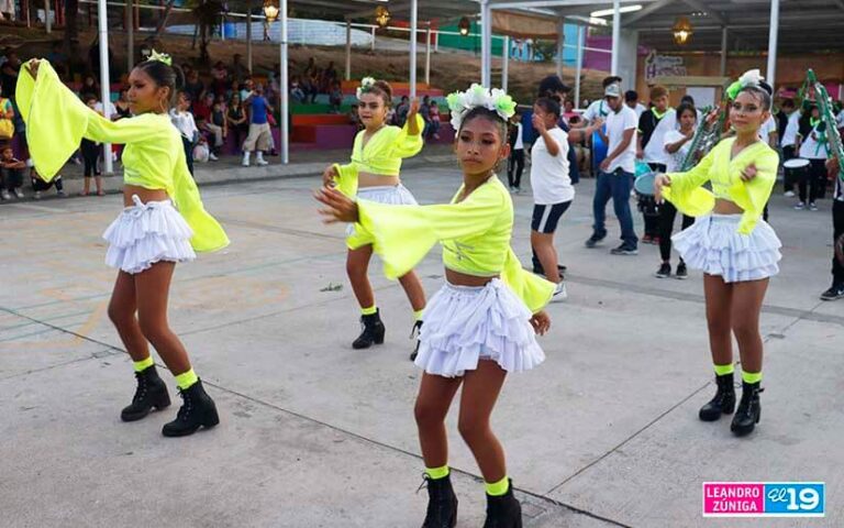 MEFCCA realiza competencia de Comparsas