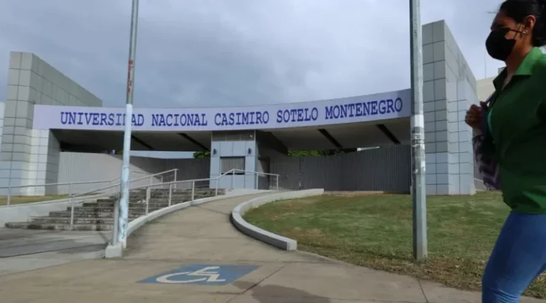 Más de 5 mil estudias matriculados en la Universidad Casimiro Sotelo