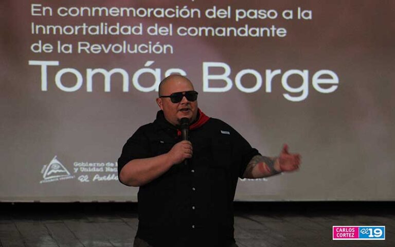 Presentan documental “Una plática con Tomás”, en la Cinemateca Nacional