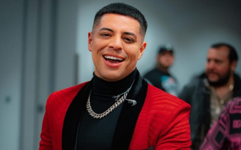 Eduin Caz pide a ladrones que le vendan lo robado a el