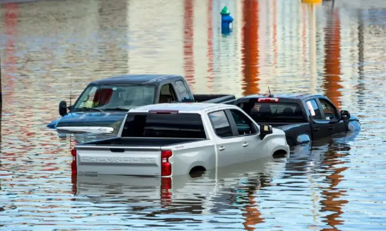 Asciende a 13 los muertos tras paso de Beryl por Houston, Texas