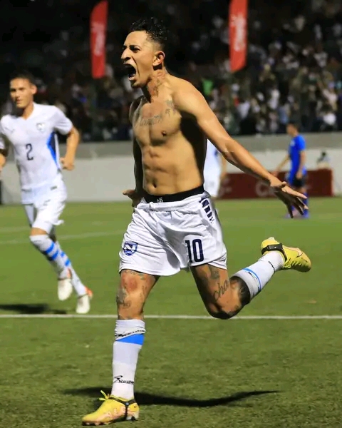 ¡Histórico! Nicaragua rompe la maldición y por fin vence a El Salvador