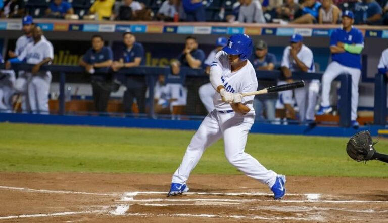 Nicaragua vence a El Salvador y mantiene su invicto