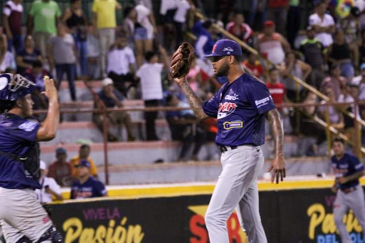 Bóer gana guerra de batazos en Rivas