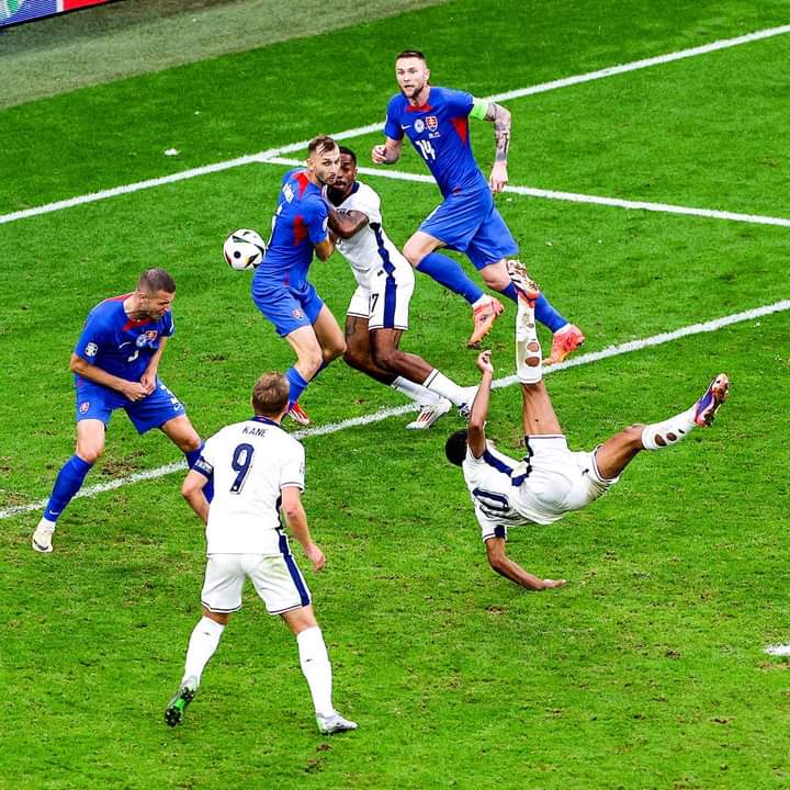 Jude Bellingham salva a Inglaterra de la eliminación