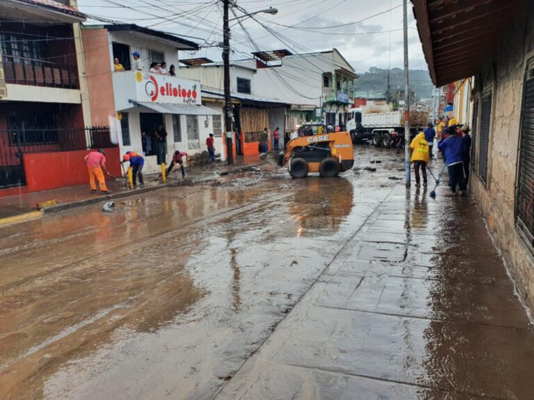 Gobierno atiende a familias afectadas en Matagalpa
