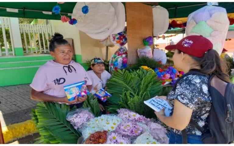 Autoridades comparten Cartilla Familiar a más de 400 mil protagonistas