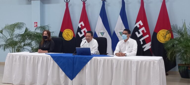 Colegios se preparan para las promociones escolares