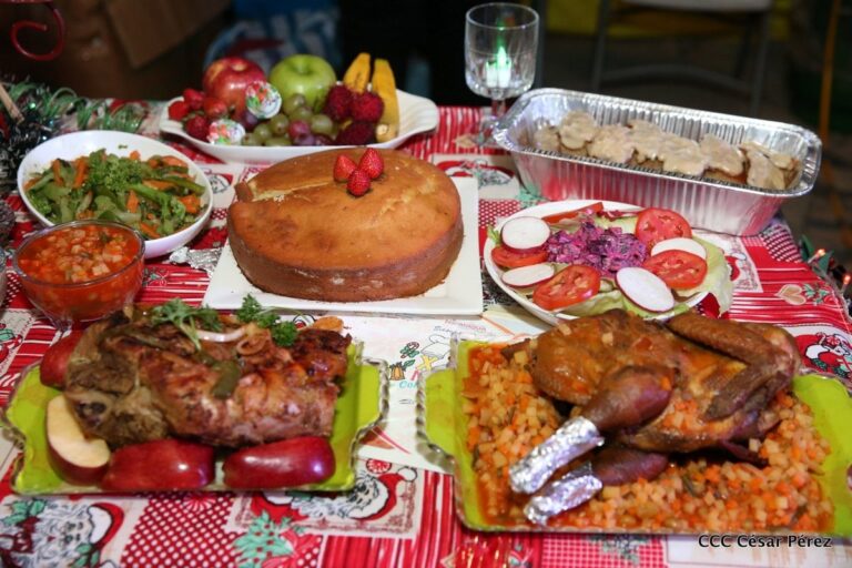 Realizan III Edición del Concurso Nacional de Comidas Navideñas en Granada