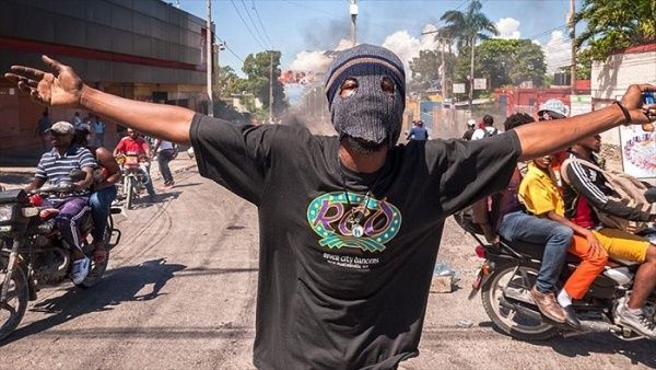 Sube a 99 cifra de muertos por violencia entre bandas en Haití