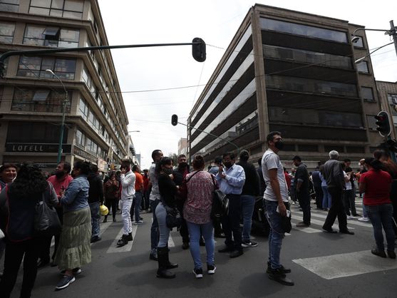 Terremoto de 7.4 sacude México