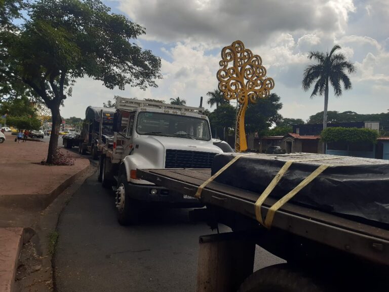 Gobierno realiza nuevo envío de planes techos