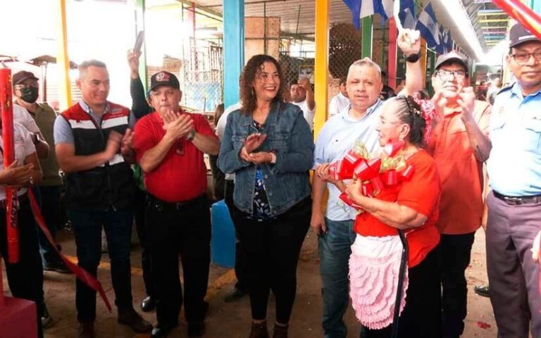 ALMA inaugura galerón en el Mercado Oriental