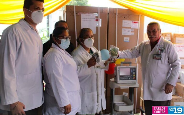 Un total de 320 desfibriladores fueron entregados a los 19 SILAIS del país