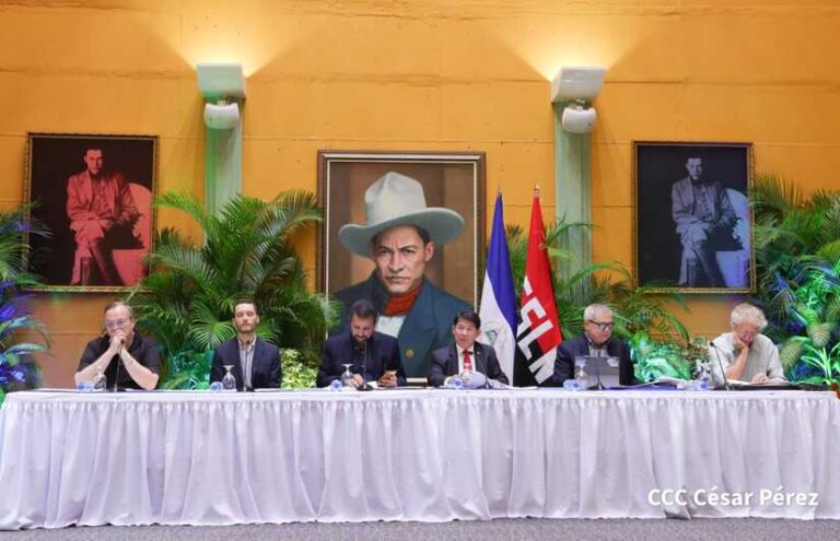 Se realiza foro en conmemoración al 20 aniversario de la Invasión a Irak