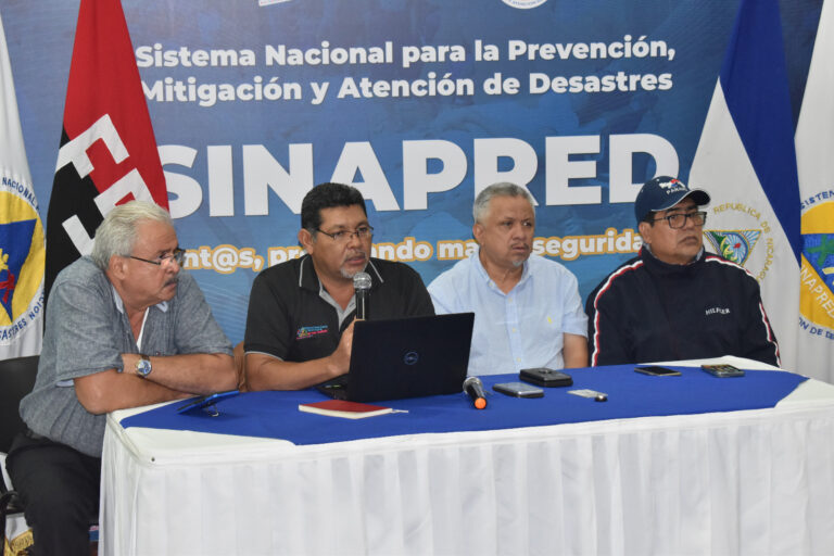 SINAPRED capacita a las brigadas de respuesta de los mercados de Managua 