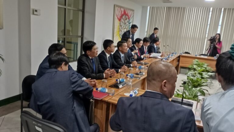 Delegación de Vietnam se reúne con presidente del Parlamento de Nicaragua