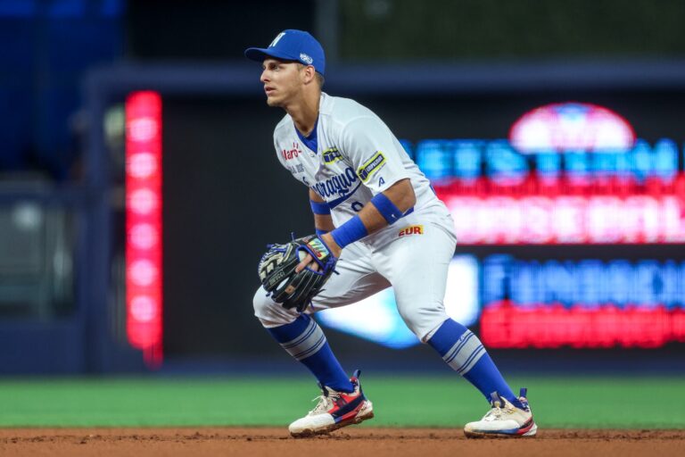 Manny queda en el roster de los Toros de Tijuana