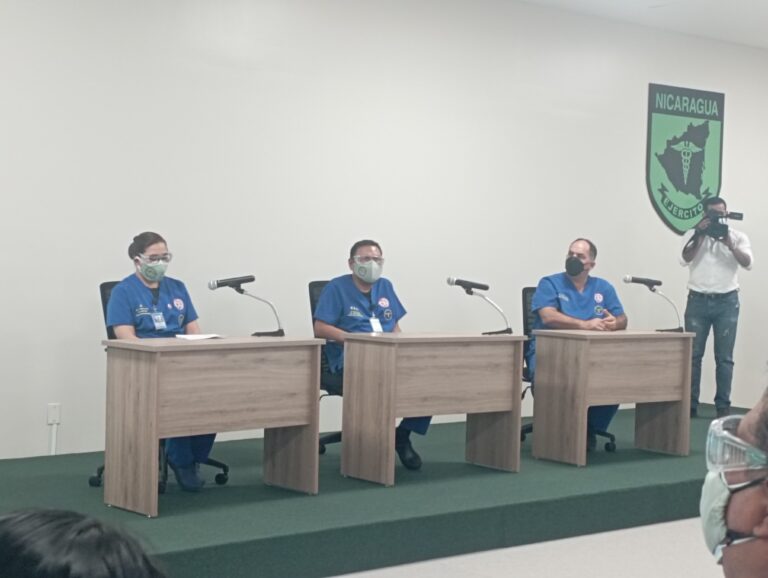 Atienden a 60 pacientes durante jornada de cirugía de endoscopia de nariz y senos paranasales