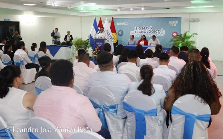 INATEC gradúa a 75 docentes de primaria y secundaria