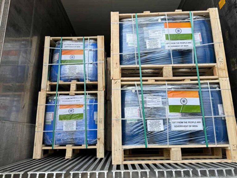 India envía a Cuba materia prima para producción de medicamentos