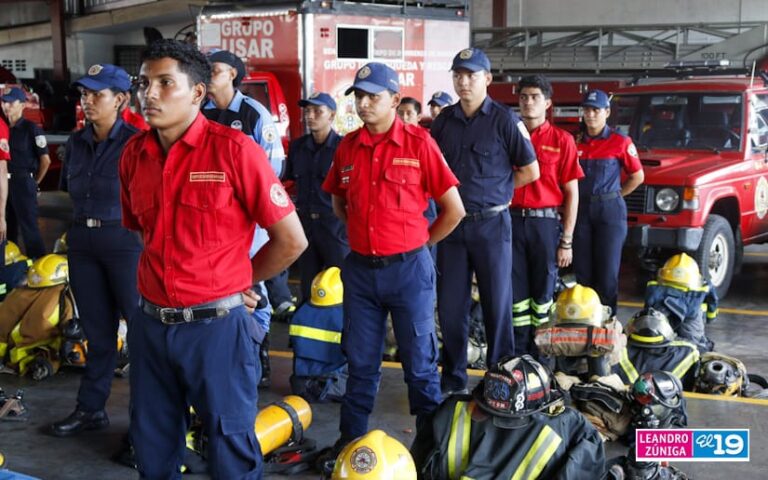 Bomberos finalizan curso en Extinción de Incendios