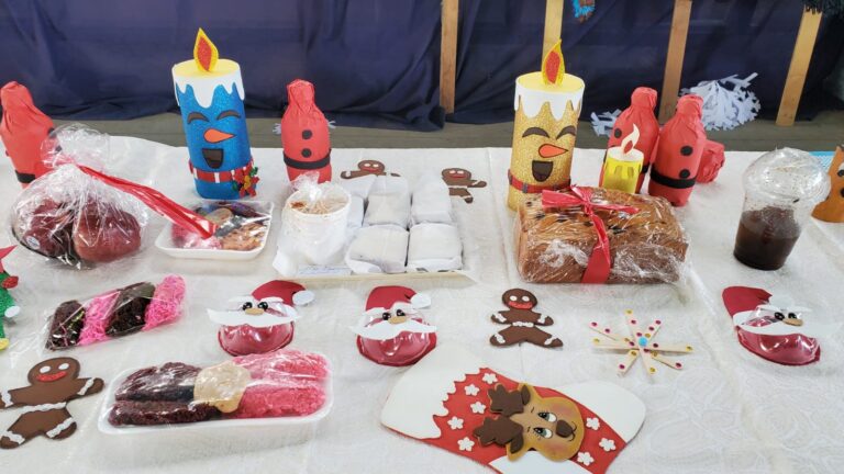 Realizan Festival de Comidas Navideñas en colegio especial Melania Morales