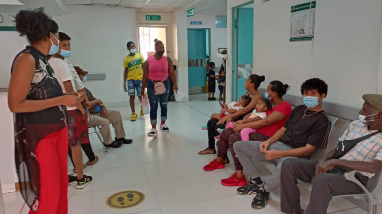 Realizan jornada de salud en Bluefields