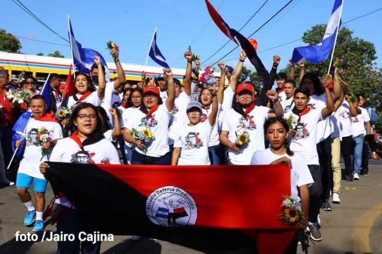 Nicaragua rindió homenaje sentido a sus héroes y mártires, destaca Rosario