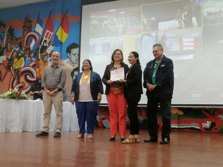 Más de 800 asesores y directores del MINED finalizan el Curso de Formación Pedagógica