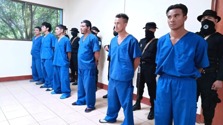 Capturan a seis sujetos en Nueva Segovia