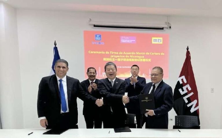 Ministerio de Hacienda y MTI firman Acuerdo Marco de Cooperación con empresa china CSCEC