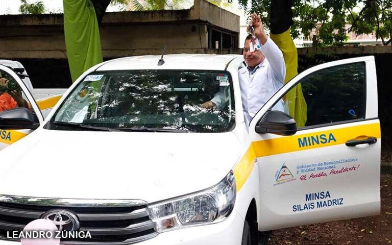 Entregan 10 vehículos de trabajo a los SILAIS de Nicaragua