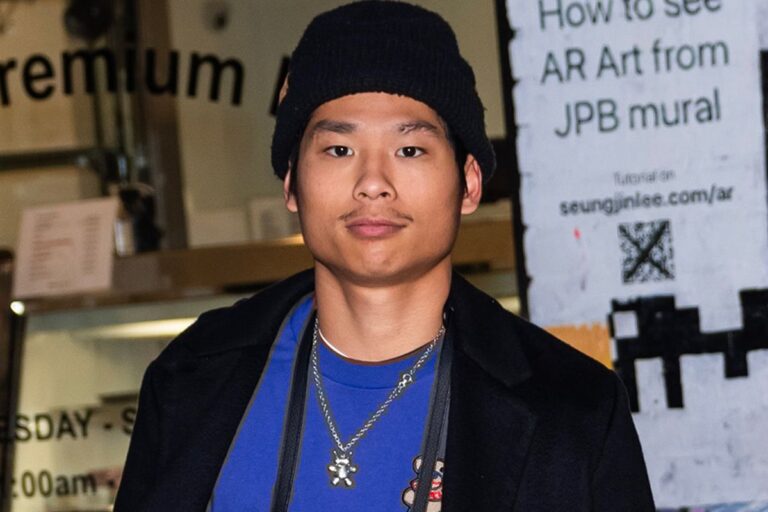 Hijo del matrimonio Jolie Pitt es ingresado al hospital